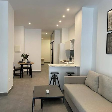 Complejo Pinta18 At1, At2 Y At3 Apartment Seville Luaran gambar
