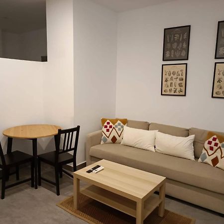 Complejo Pinta18 At1, At2 Y At3 Apartment Seville Luaran gambar