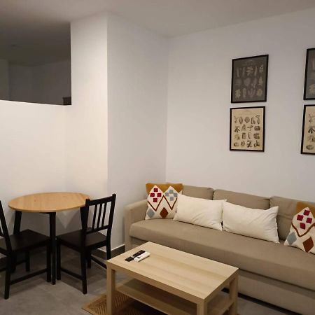 Complejo Pinta18 At1, At2 Y At3 Apartment Seville Luaran gambar