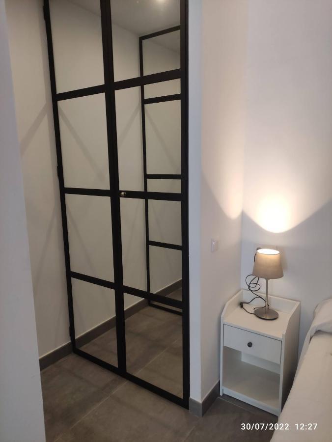 Complejo Pinta18 At1, At2 Y At3 Apartment Seville Luaran gambar
