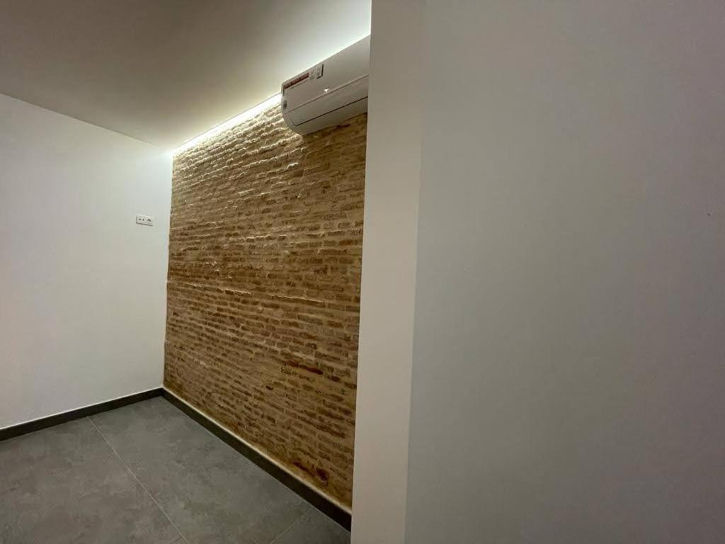 Complejo Pinta18 At1, At2 Y At3 Apartment Seville Luaran gambar