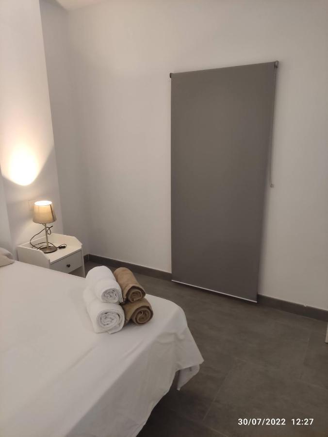 Complejo Pinta18 At1, At2 Y At3 Apartment Seville Luaran gambar