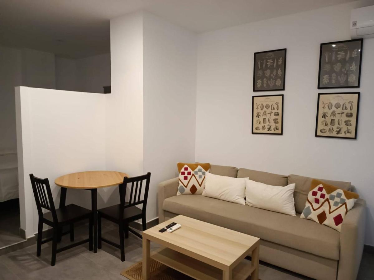 Complejo Pinta18 At1, At2 Y At3 Apartment Seville Luaran gambar