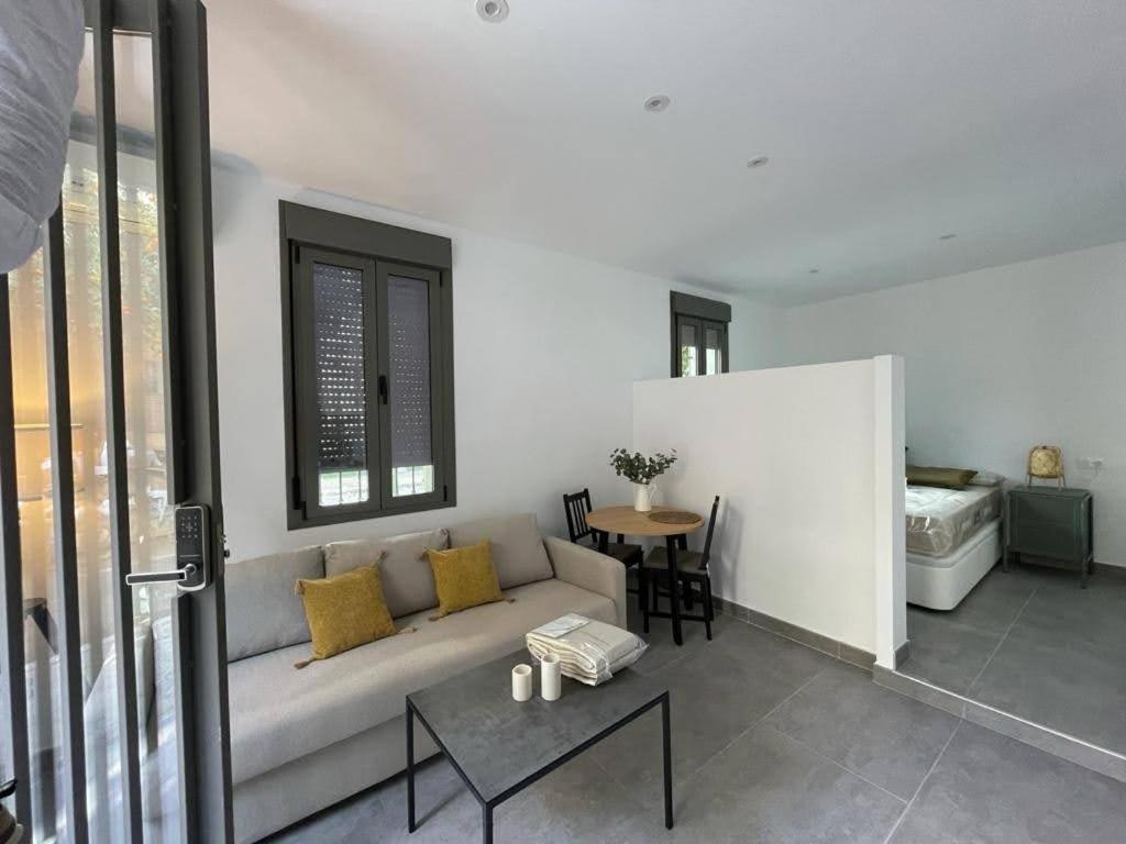 Complejo Pinta18 At1, At2 Y At3 Apartment Seville Luaran gambar